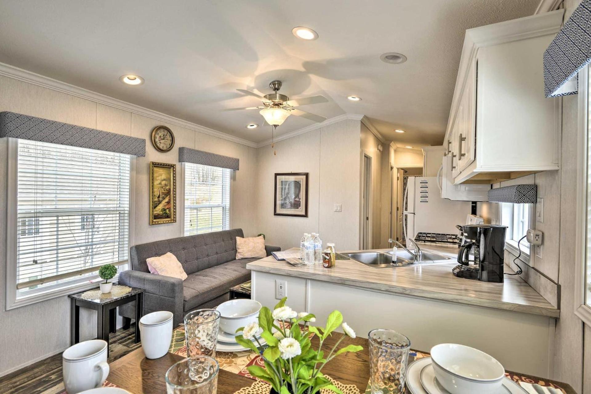 Equestrian House Holiday home *